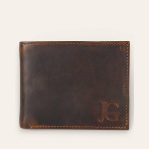 The Rajput Wallet, handmade Hunter leather bi-fold wallet for men, front view