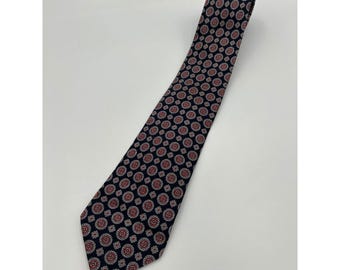 Corbata ancha de seda azul marino con medallón geométrico rojo de Oscar de la Renta Couture