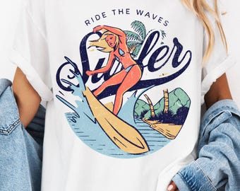 Retro surfer Beach-shirt, Ride The Waves Tropical Summer-graphic T-shirt, Coastal Vacation Surf Esthetic Ocean Lover Beach Lifestyle T-shirt