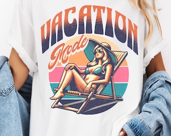 Shirt vakantiemodus, retro strandvakantie T-shirt, vintage kust zomer grafisch shirt, oceaanliefhebber strandtrip comfort kleuren T-shirt cadeau