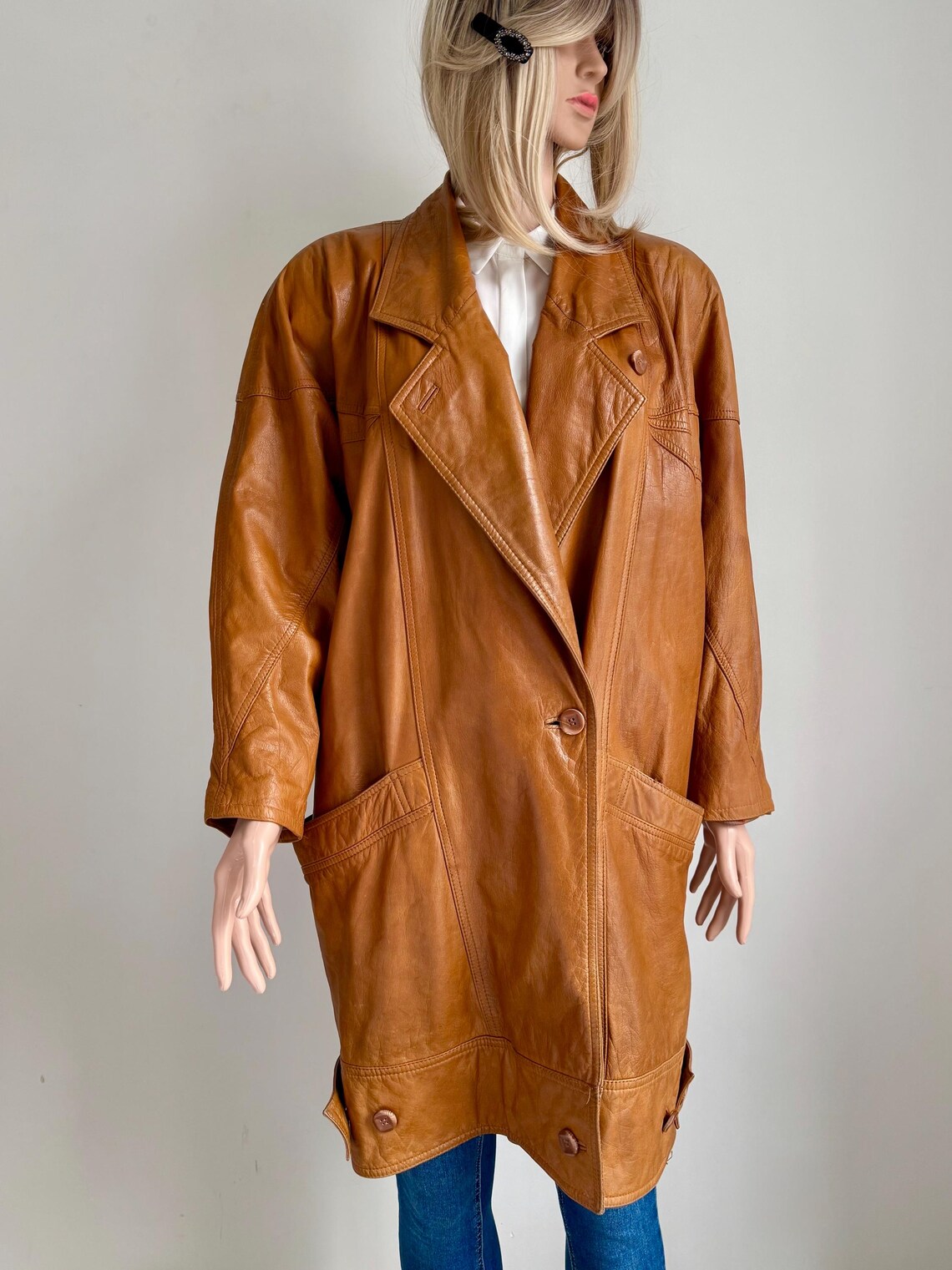 Vintage Lambertazzi Cognac Leather Coat Jacket Oversize Size 40 Soft Lightweight Genuine Leather, photo 3 of 5