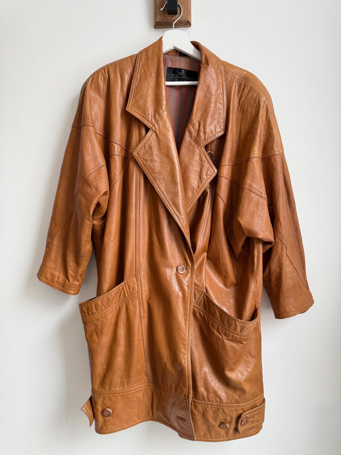 Vintage Lambertazzi Cognac Leather Coat Jacket Oversize Size 40 Soft Lightweight Genuine Leather, photo 4 of 5