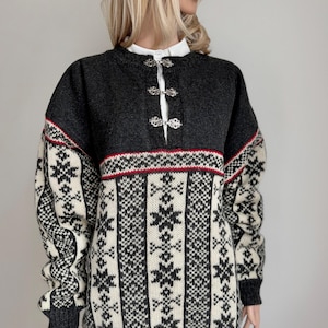 Vintage Norwegischer Wollpullover - Nordisches Schneeflockenmuster, Zinnspangen