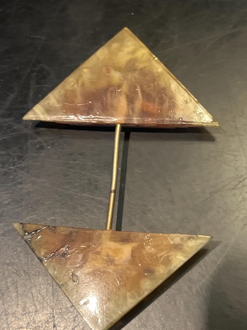 Vintage Art Deco Jabot Pin – Triangle Rhinestone Celluloid Stick Pin ...