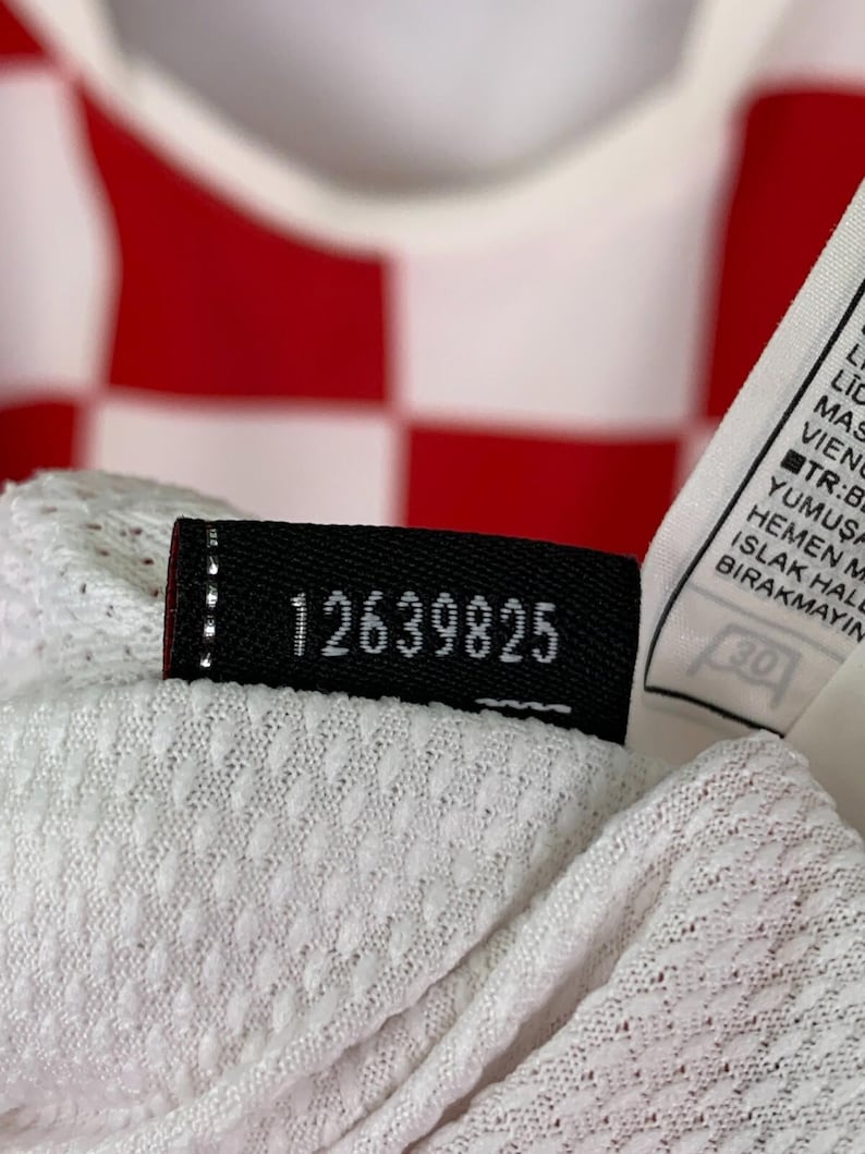 Vintage 2006 Croatia National Team Home Football Shirt Nike Jersey Size S image 5