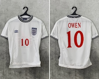 Vintage Umbro 2000-2001 England Football Soccer Away Jersey Red