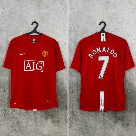 Vintage 2000's Manchester United Home Football Shirt #7 Ronaldo