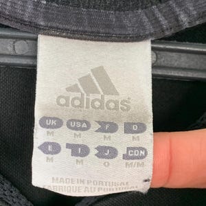 Camiseta de fútbol vintage del Real Madrid 2004/2005, visitante, Adidas, talla M imagen 7