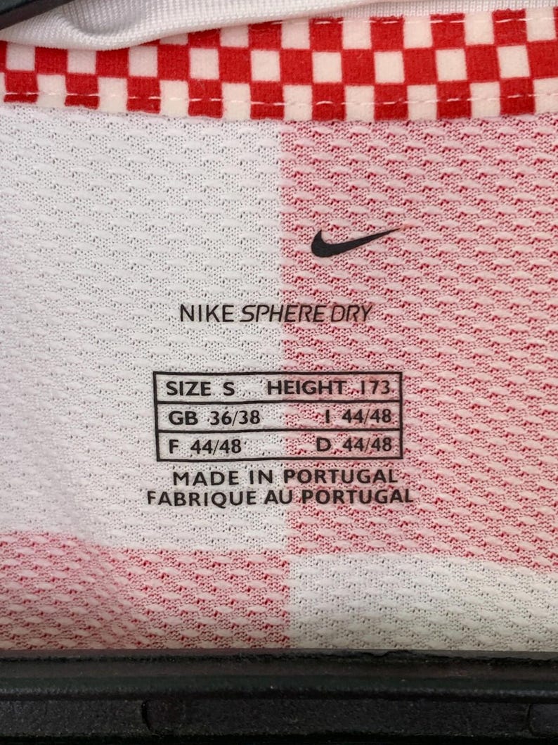 Vintage 2006 Croatia National Team Home Football Shirt Nike Jersey Size S image 4