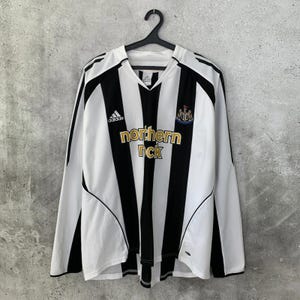 Vintage 2005/2006 Newcastle United Home Football Shirt Adidas Long Sleeve Size XXL image 1
