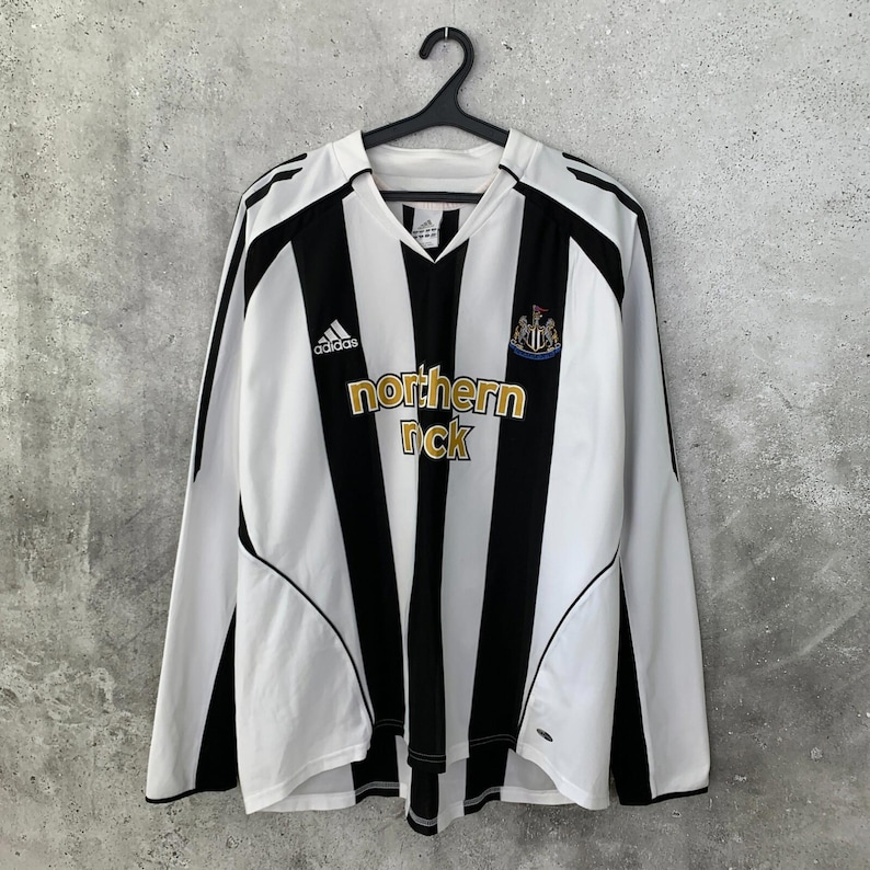 Vintage 2005/2006 Newcastle United Home Football Shirt Adidas Long Sleeve Size XXL image 1
