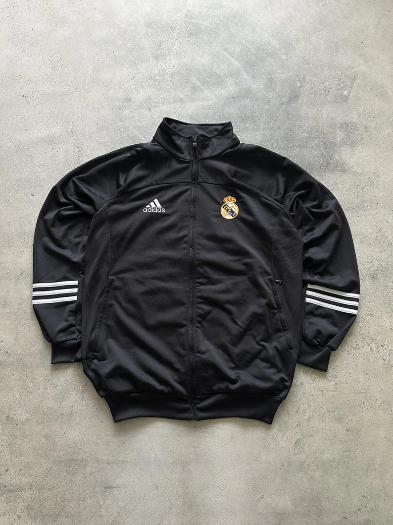 Kurtka treningowa Realu Madryt z rocznika 2001/2002 Adidas, rozmiar L zdjęcie 1