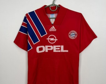 Camiseta vintage del Bayern de Múnich (local) de 1991-1993, marca Adidas, talla XS.