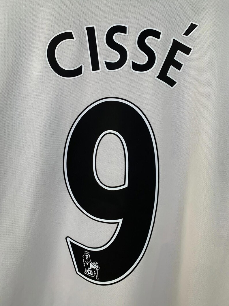 Camisa de futebol vintage do Newcastle United, modelo titular, número 9, Cisse, da Puma, tamanho G (L), anos 2000 imagem 8