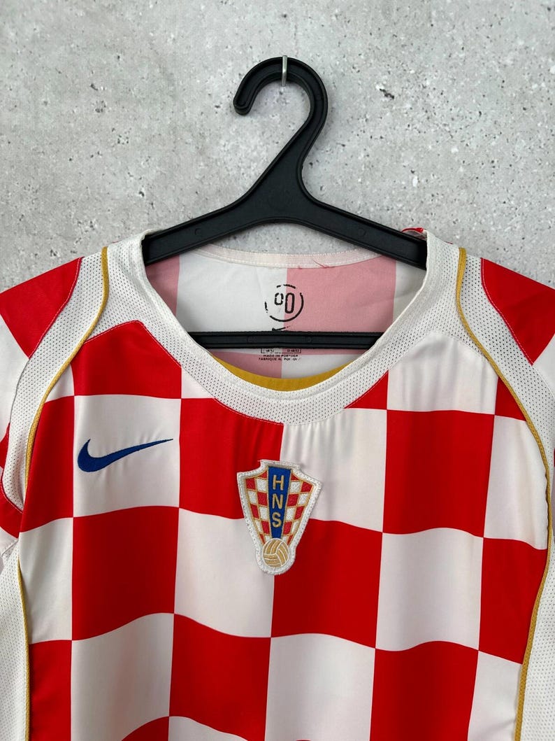 Vintage Croatia 2004 2005 Home Football Jersey Nike Shirt Size M image 2