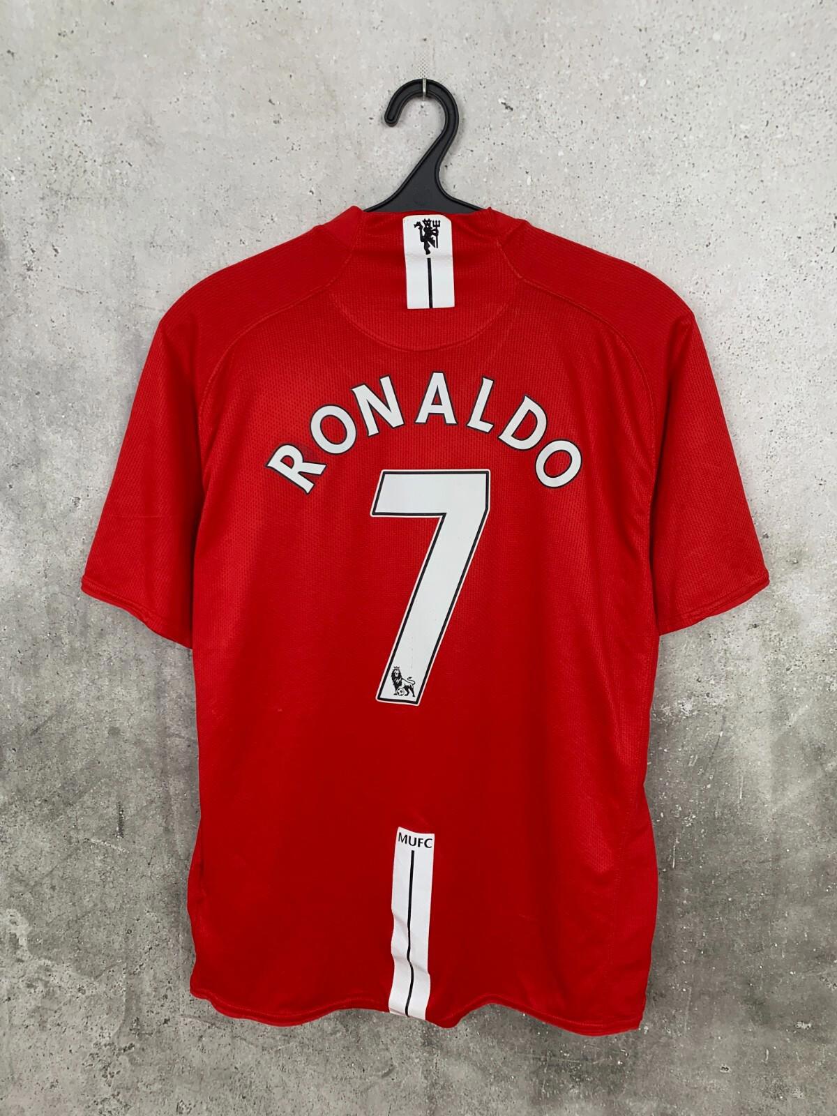 Vintage 2000's Manchester United Home Football Shirt #7 Ronaldo