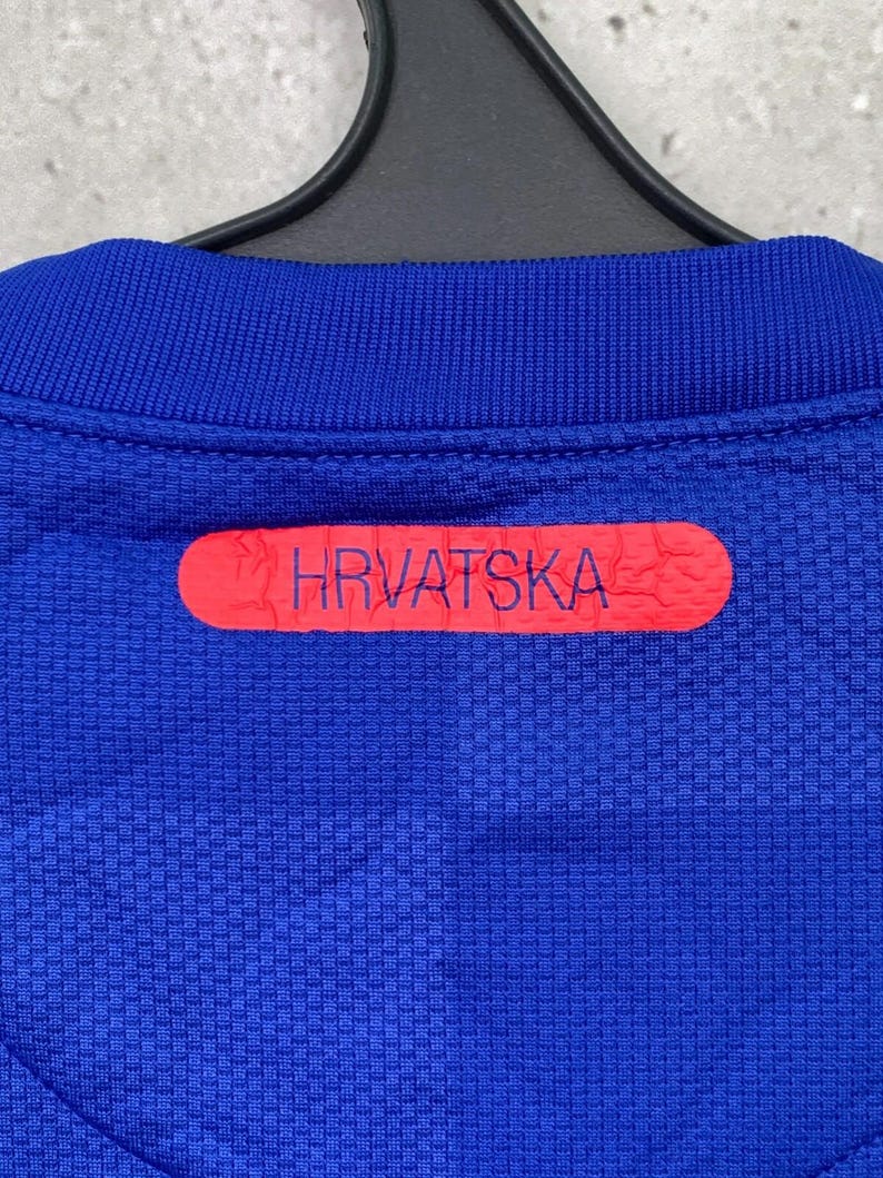 Vintage 2000s Croatia Away Football Shirt Nike National Team Jersey Size M image 4