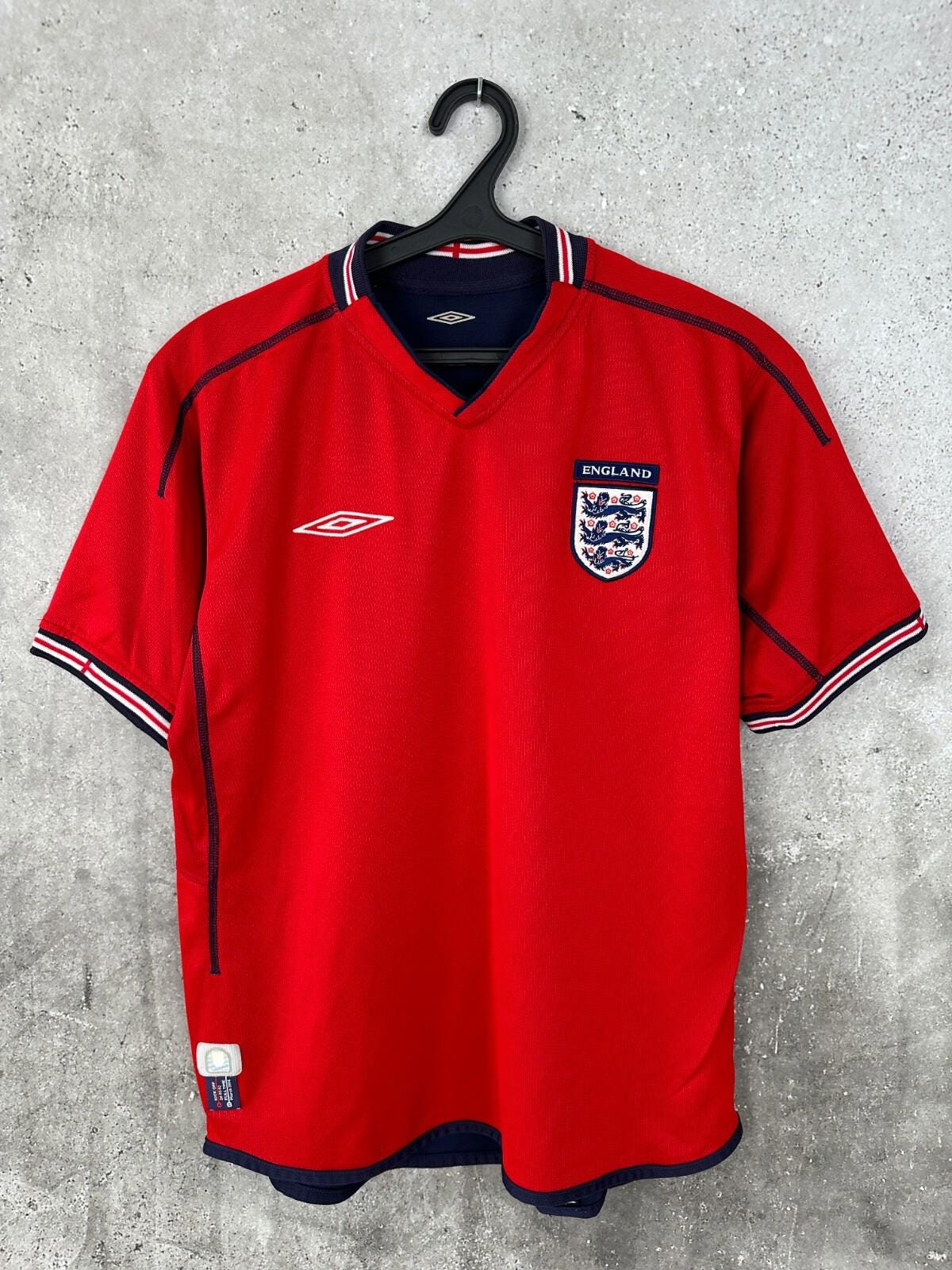 Vintage England Away Jersey 2002 2004 #7 Beckham Umbro Football