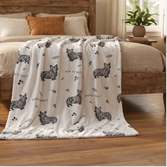 Pembroke Corgi Fleece Blanket | Botanical Floral Throw for Dog Lovers | Aesthetic Corgi Mom Gift