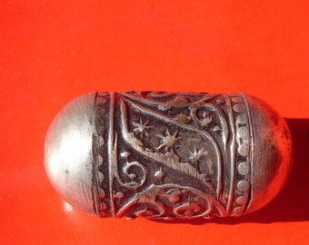 Moroccan tarnished ornate barrel bead with stars     W4 cm