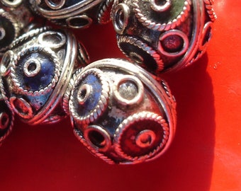 Perle ronde marocaine en émail fait main - rouge bleu vert L15 mm