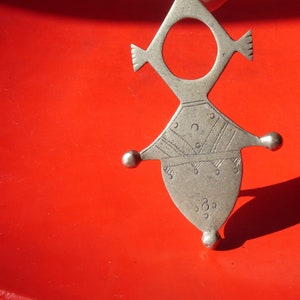 Niger Tuareg cross hand engraved double sided pendant L85 mm 画像 5