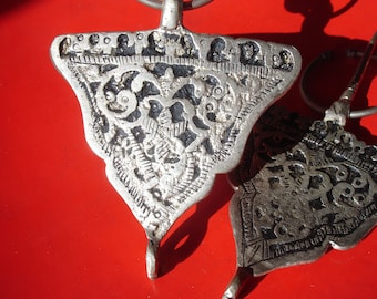 Moroccan Tuareg tarnished chunky hand engraved fibula pendant brooch  L120 mm