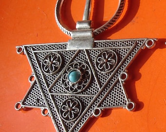 Moroccan Tuareg style engraved fibula pendant brooch with jewel - VARIOUS  L65 mm