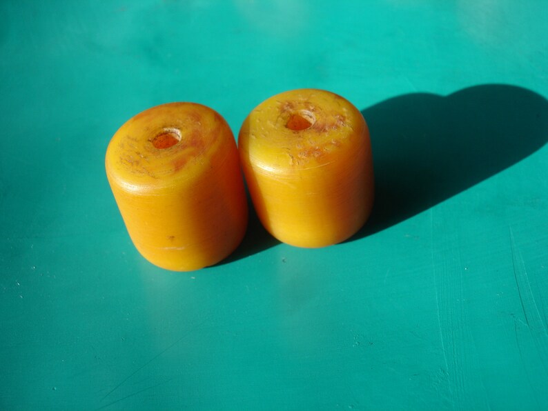 Medium Moroccan orange amber synthetic resin bead 20 x 16mm