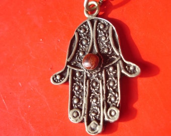 Moroccan Tuareg tarnished hamsa hand pendant with jewel and points    L38 mm