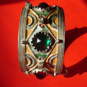 Moroccan Tuareg style tarnished hand made enamel bracelet with jewels  D30 mm