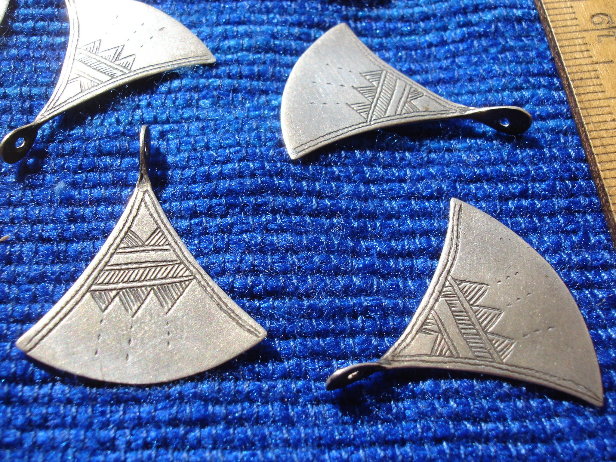 Niger  Tuareg hand engraved triangle drop earrings agate beads silver hooks 