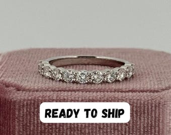 Anillo de media eternidad con diamantes cultivados en laboratorio de corte redondo de 3 mm / Anillo de media eternidad apilable en oro y plata de 10K, 14K y 18K / Regalo para ella