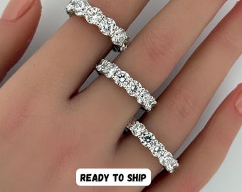 Anillo de eternidad completa con diamante redondo cultivado en laboratorio / Anillo apilable de eternidad completa en oro de 10K, 14K y 18K / Regalo para ella