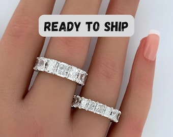 Anillo de eternidad completa con diamante de laboratorio de talla radiante / Anillo apilable de eternidad completa en oro de 10K, 14K y 18K / Regalo para ella