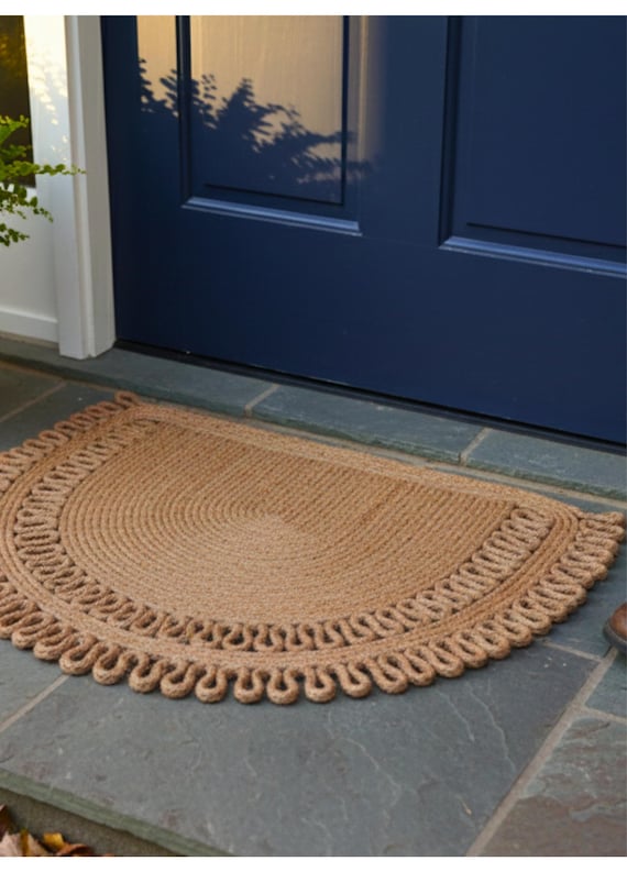 Doormat Elevate Your Entryway Washable Half Moon Jute Luxury Non-Slip Welcome Mat for Villa, Yacht & RV - Boho Front Porch Decor