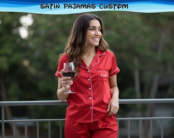 Wedding Short Sleeve Pajamas Set | Luxury Satin Bridesmaid Pajamas | Personalized Bridal Party PJs | Bachelorette Party | Getting Ready Gift