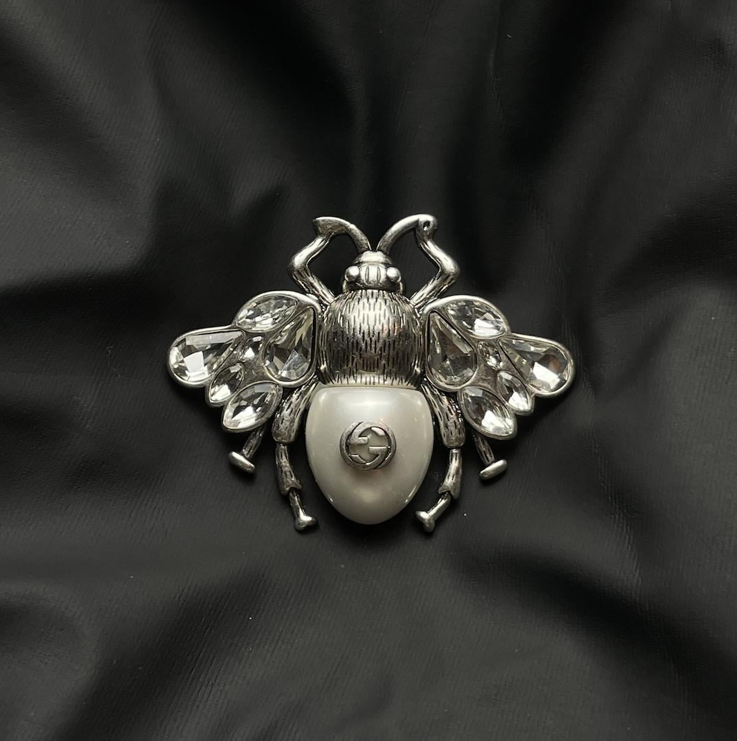 Gucci Logo Bee - Etsy