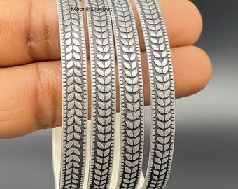 Minimalist Silver Bangle Set of 4 – 925 Sterling Silver Stackable Bracelets .