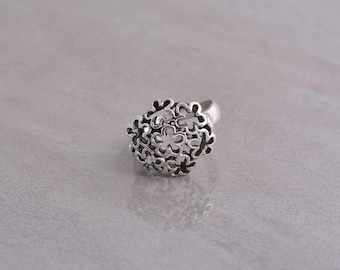 Sterling Silver Floral Ring, Vintage Filigree Flower Ring, Boho Artisan Silver Ring, Handmade Statement Ring, Dainty Floral Jewelry for Her