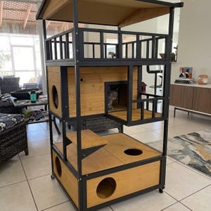Wooden Outdoor Cat House with Asphalt Roof, Escape Doors, Jumping Platform