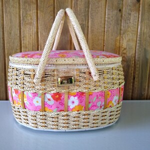 SEWING BASKET BOX 'OWL ' DESIGN Large Size VERY PRETTY MRL\29 