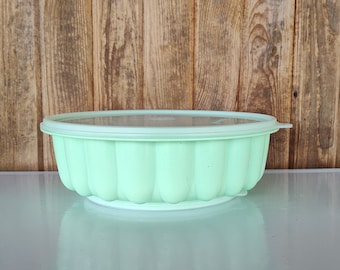 Vintage Tupperware Jello Mold, Mint Green Tupperware Gelatin Ring Mold