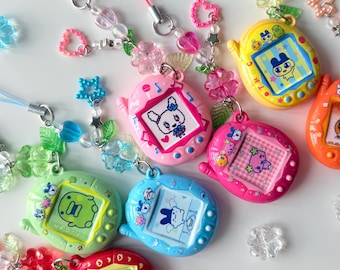 Tamagotchi Charm Schlüsselanhänger | TamagotchiParadies | Digicams, Spielkonsolen | Y2K cybercore | trendige Nostalgiegeschenke