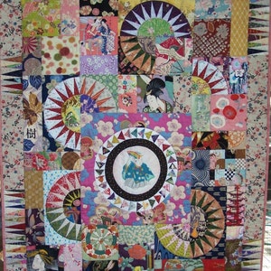 Emperors Wheel quilt pattern image 1