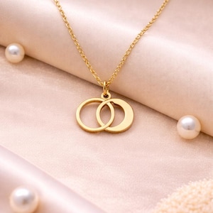 Sterling Silver Balance Circle Necklace | Minimal Unity Pendant