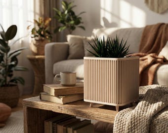 Shikaku Planter | Modern Japanese Inspired Plant Pot with Legs