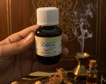 Aceite artesanal de Cyperus Rotundus - 60 ml. Suero corporal natural hecho a mano para una piel suave.