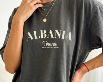 Albanien Shirt Tirana Vintage Grafik | Retro Balkan Reise-Andenken-Kleidungsgeschenk