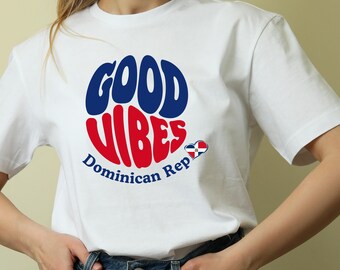Dominican Republic Good Vibes Retro Shirt | DR Souvenir Gift, Flag Heart Groovy Tee for Travelers